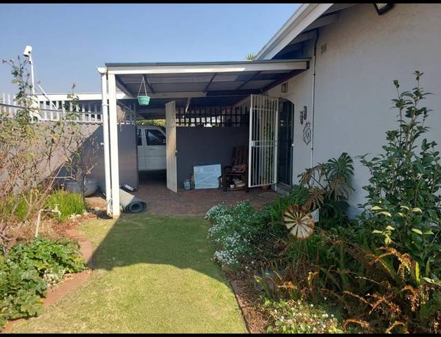 3 BEDROOM HOUSE FOR SALE IN VANDERBIJLPARK SE 1